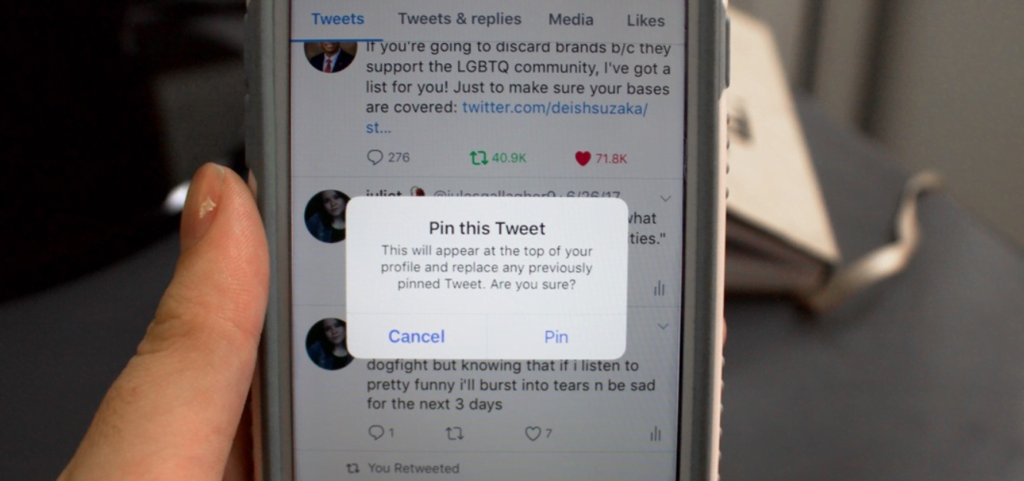 Pin your tweet on Twitter