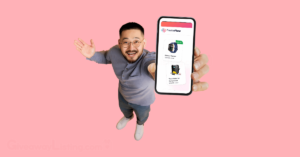 a person holding out his phone showing the FreebieFlow homepage